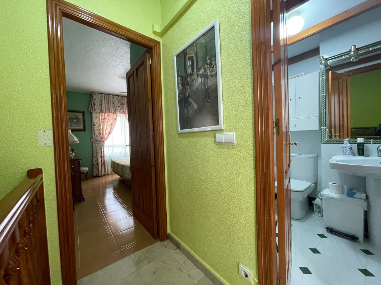 5 chambre Maison de Ville à vendre à Guardamar del Segura avec piscine garage - 435 000 € (Ref: 9961107)