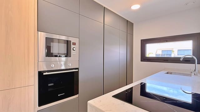 2 sypialnia Apartament na sprzedaż w Orihuela ciudad, Orihuela z basenem garażem - 295 000 € (Ref: 9961505)