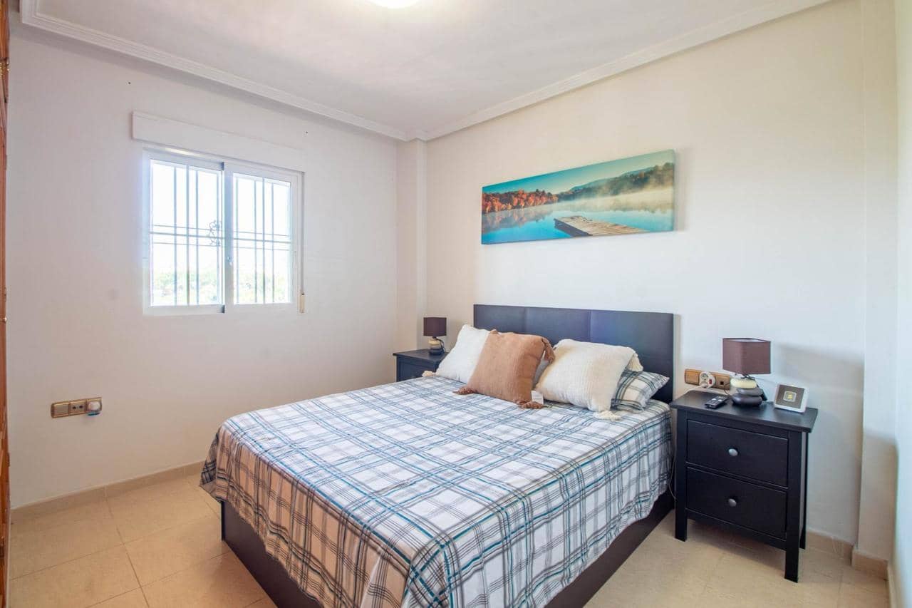 2 soverom Leilighet til salgs i Orihuela Costa med svømmebasseng - € 139 900 (Ref: 9961507)