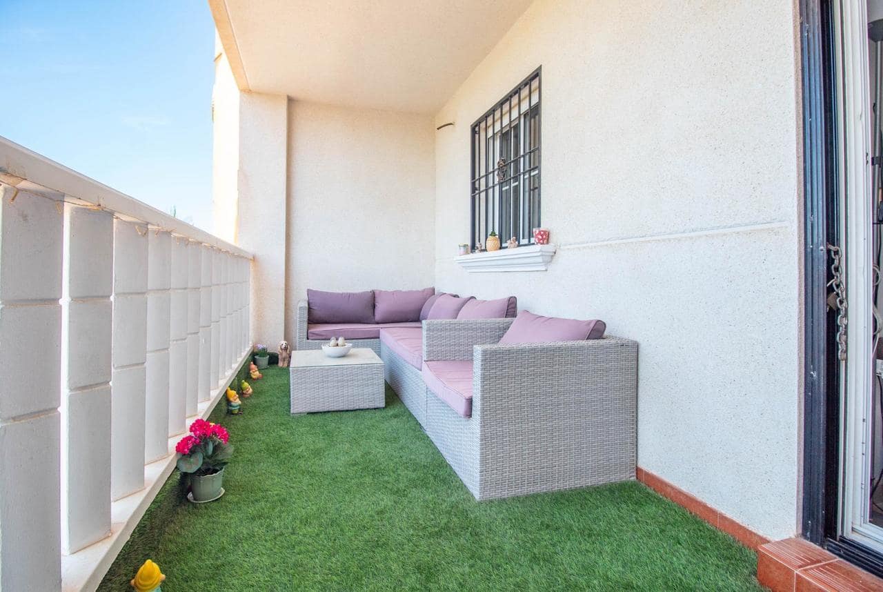 2 soverom Leilighet til salgs i Orihuela Costa med svømmebasseng - € 139 900 (Ref: 9961507)