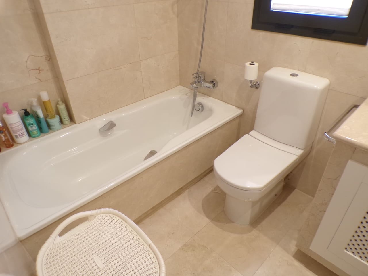 Apartamento de 2 habitaciones en Roda en venta con piscina garaje - 225.000 € (Ref: 9961582)