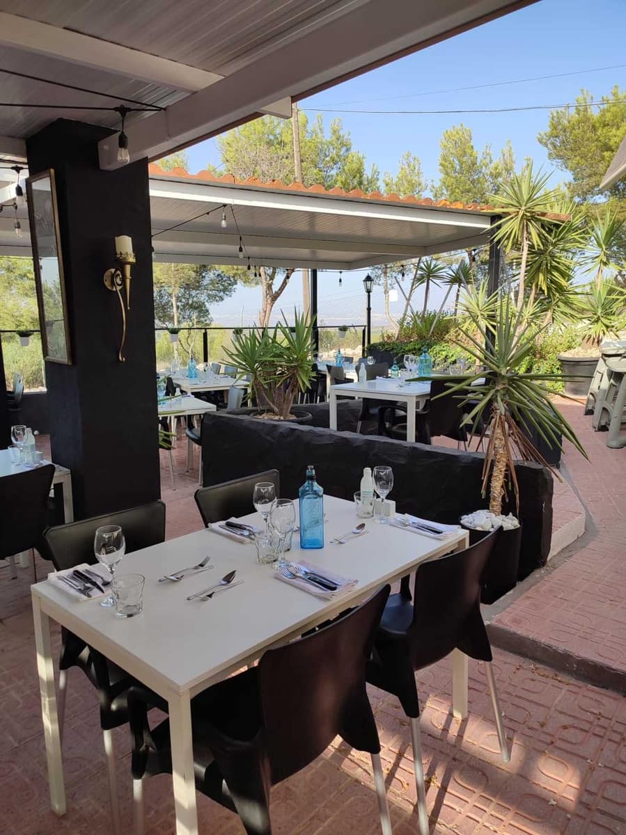 6 slaapkamer Commercieel te koop in San Miguel de Salinas met zwembad garage - € 750.000 (Ref: 9961583)