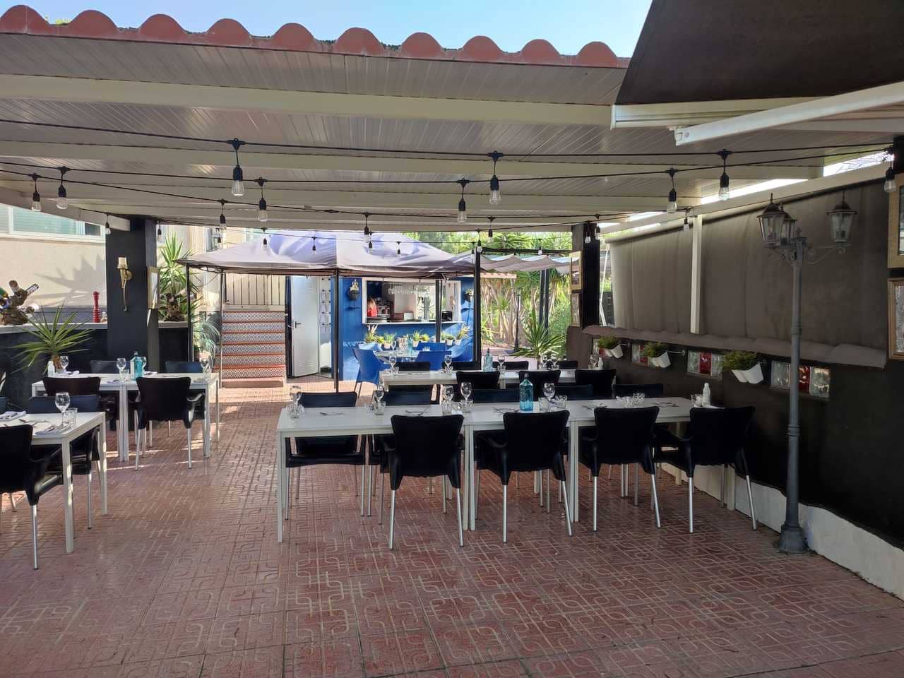 6 slaapkamer Commercieel te koop in San Miguel de Salinas met zwembad garage - € 750.000 (Ref: 9961583)