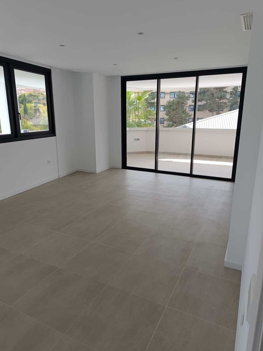 4 soverom Leilighet til salgs i Murcia by med svømmebasseng garasje - € 550 000 (Ref: 9961589)