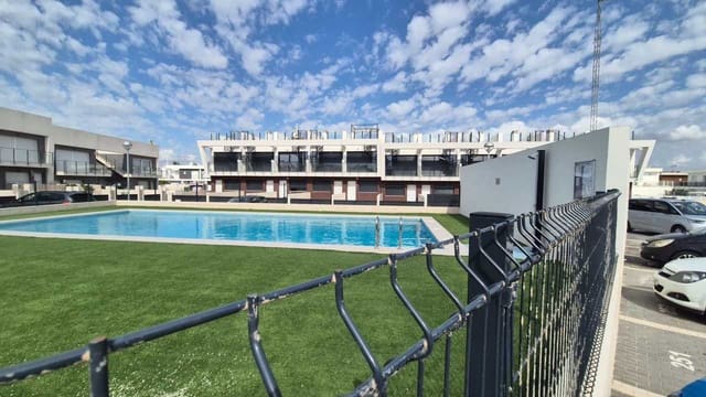 2 sovrum Hus till salu i Gran Alacant, Santa Pola med pool garage - 329 000 € (Ref: 9961592)