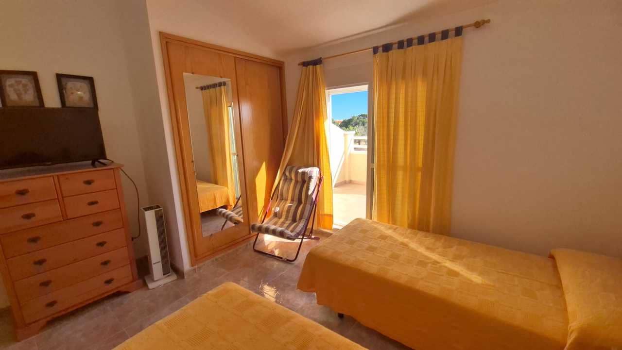 4 bedroom Townhouse for sale in Torre de la Horadada with garage - € 255,000 (Ref: 9961593)