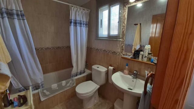 4 soveværelse Byhus til salg i Torre de la Horadada, Pilar de la Horadada med garage - € 255.000 (Ref: 9961593)