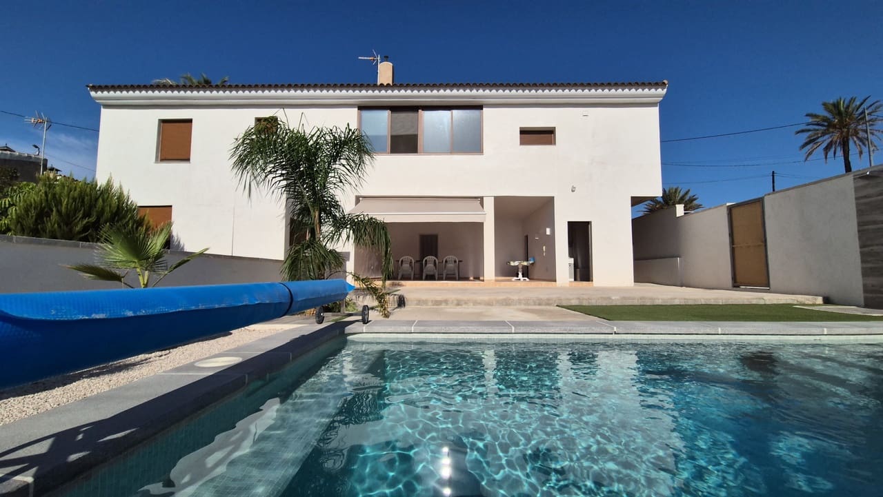 5 Zimmer Villa zu verkaufen in Abanilla mit Pool Garage - 320.000 € (Ref: 9961596)
