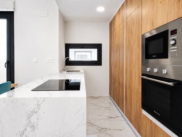 2 soverom Penthouse til salgs i Ciudad Quesada, Rojales med svømmebasseng garasje - € 342 000 (Ref: 9963551)