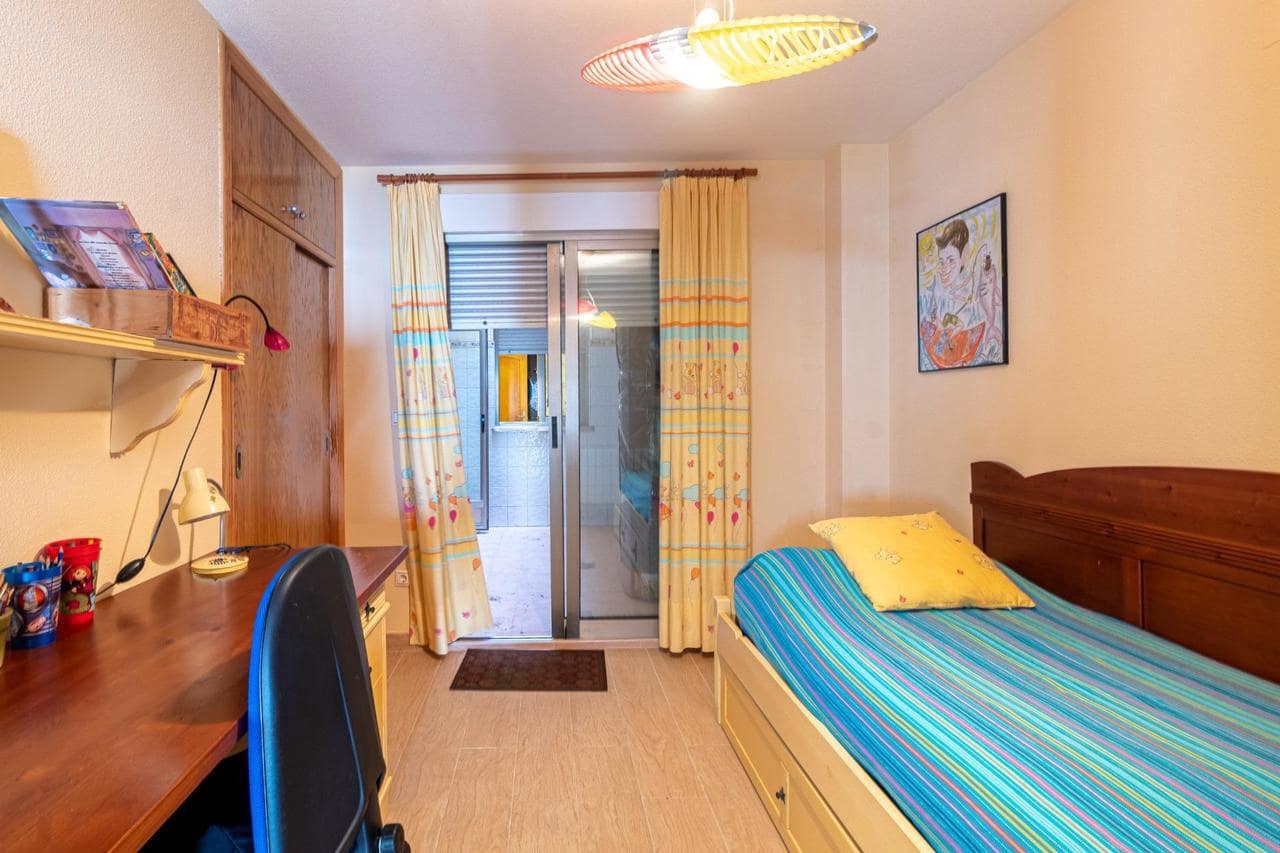 4 camera da letto Appartamento in vendita in Torrevieja con piscina - 680.000 € (Rif: 9966306)