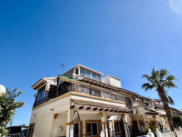 2 soveværelse Lejlighed til salg i Punta Prima, Torrevieja med swimmingpool - € 189.000 (Ref: 9971446)