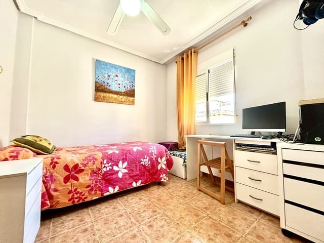 2 soveværelse Lejlighed til salg i Punta Prima, Torrevieja med swimmingpool - € 189.000 (Ref: 9971446)
