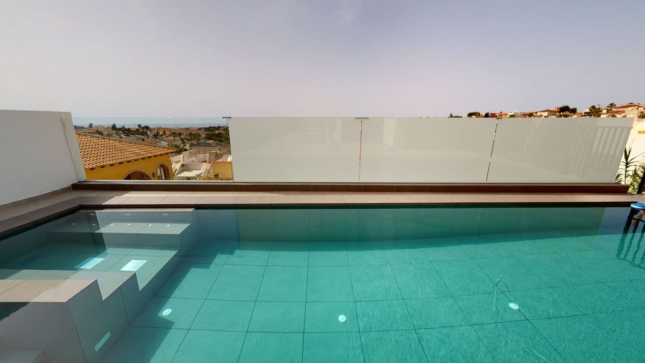 3 soveværelse Villa til salg i Los Balcones med swimmingpool garage - € 650.000 (Ref: 9971457)