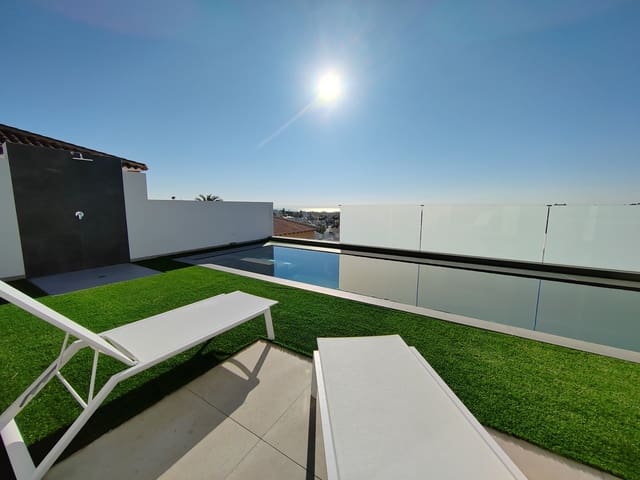 3 soveværelse Villa til salg i Los Balcones med swimmingpool garage - € 650.000 (Ref: 9971457)
