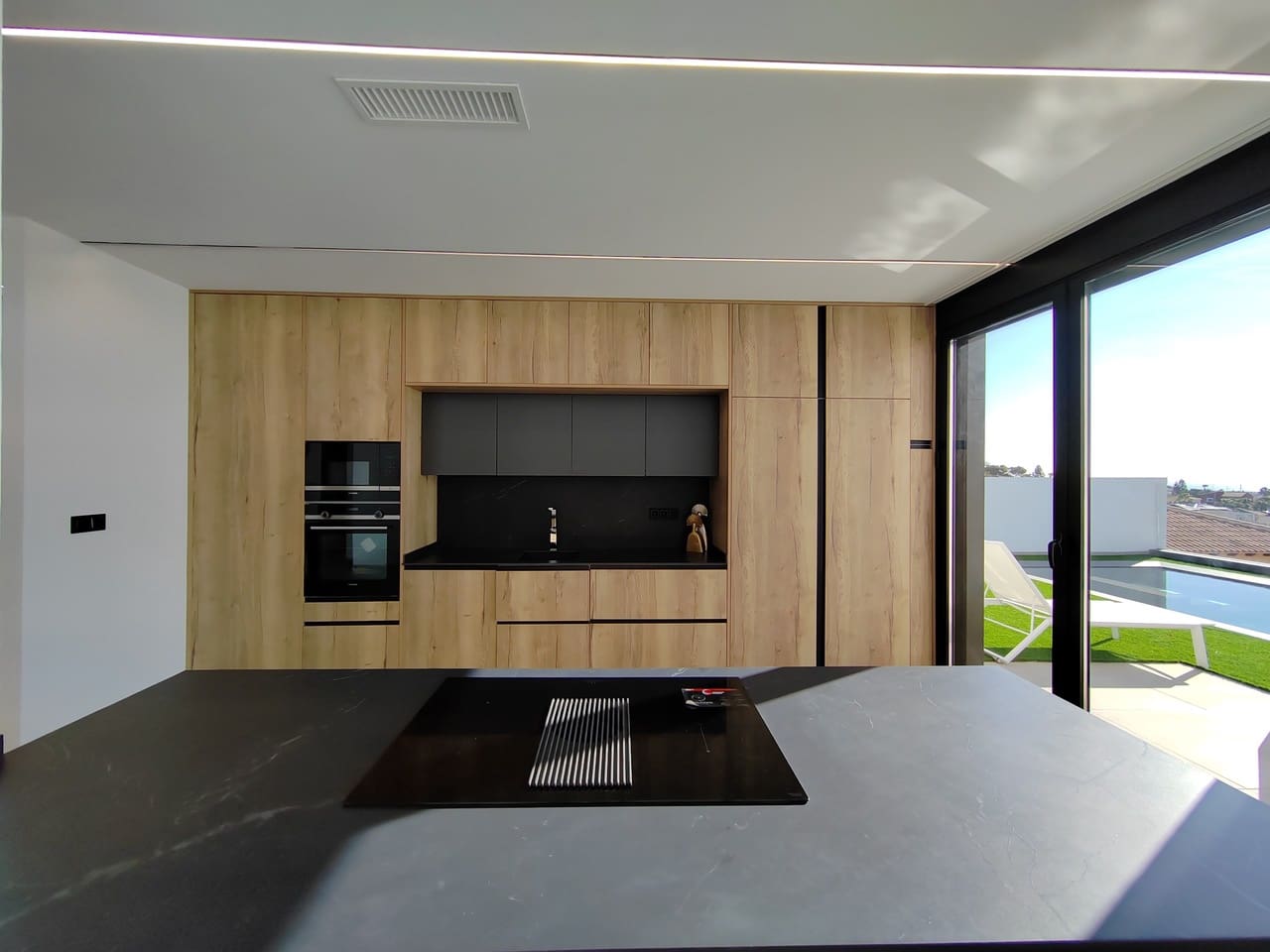 3 soveværelse Villa til salg i Los Balcones med swimmingpool garage - € 650.000 (Ref: 9971457)