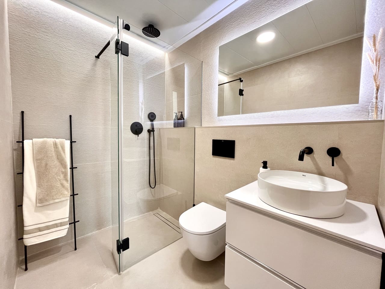 3 quarto Apartamento para venda em Torre de la Horadada com piscina - 460 000 € (Ref: 9971460)