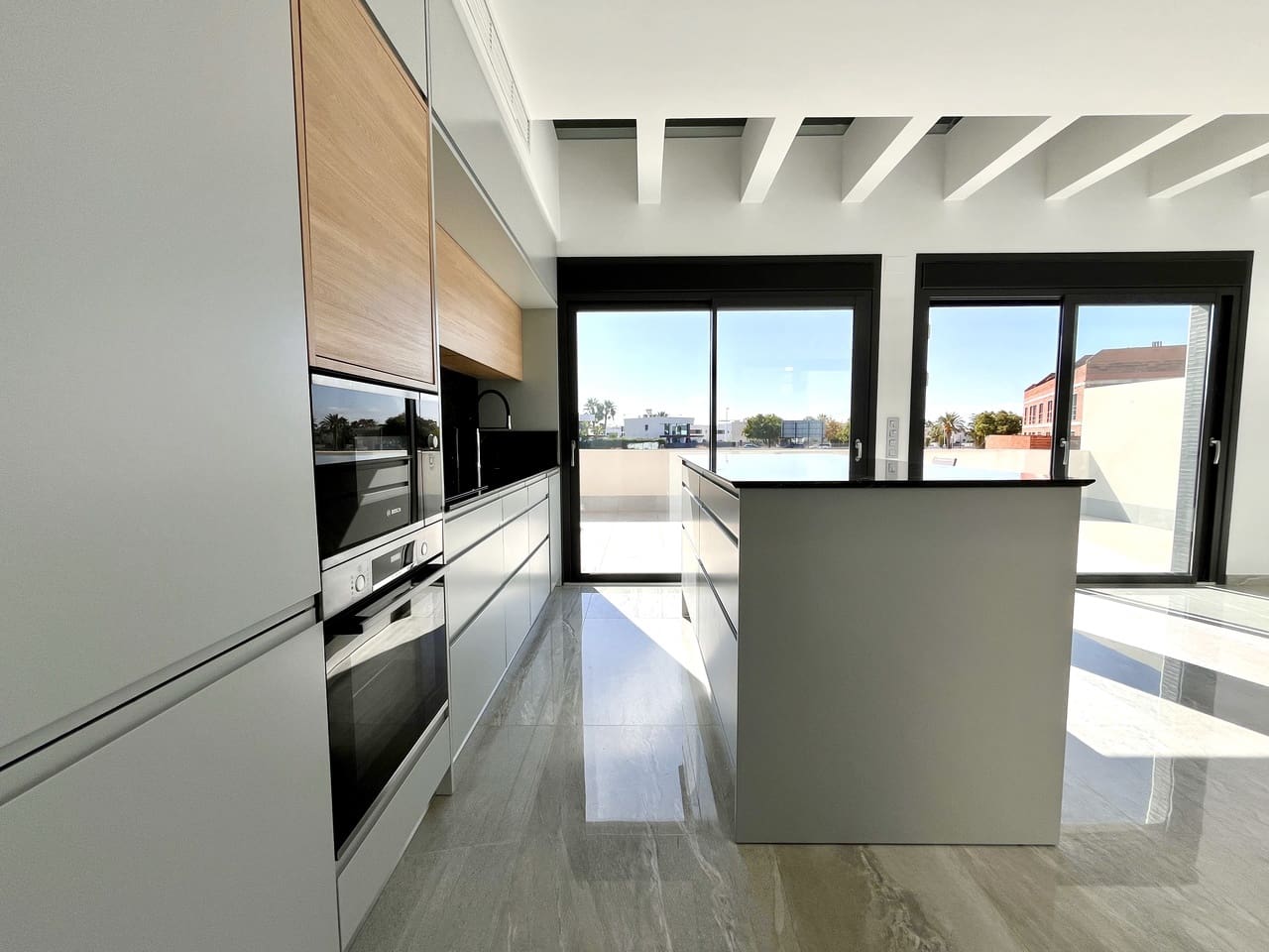 3 Zimmer Villa zu verkaufen in San Pedro del Pinatar mit Pool Garage - 425.000 € (Ref: 9971462)