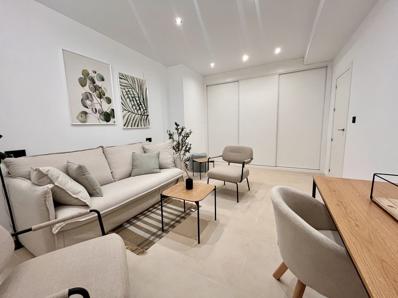 4 soverom Villa til salgs i Los Alcazares med svømmebasseng garasje - € 685 000 (Ref: 9971466)