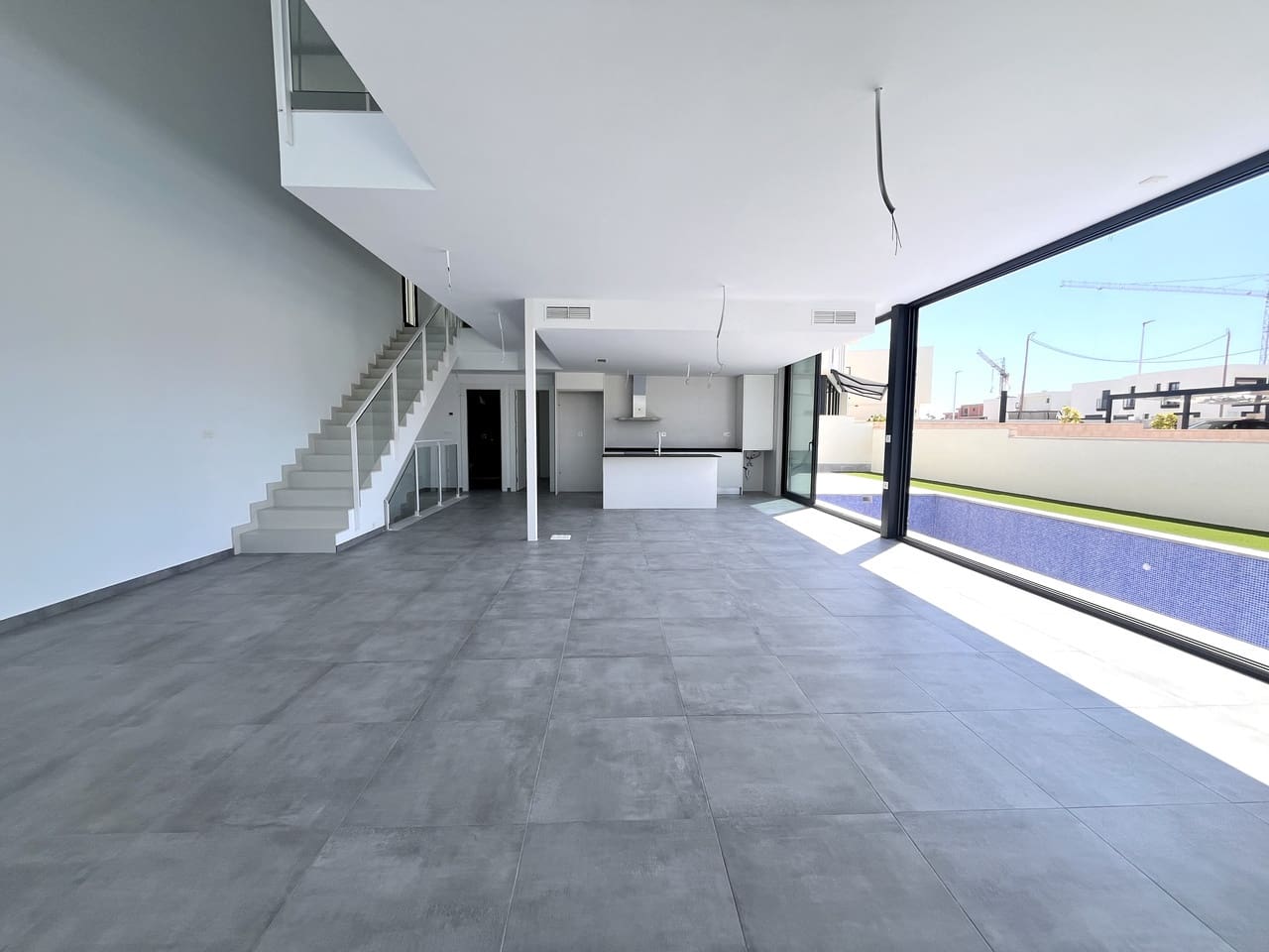 4 soveværelse Villa til salg i Gran Alacant med swimmingpool - € 615.000 (Ref: 9971467)