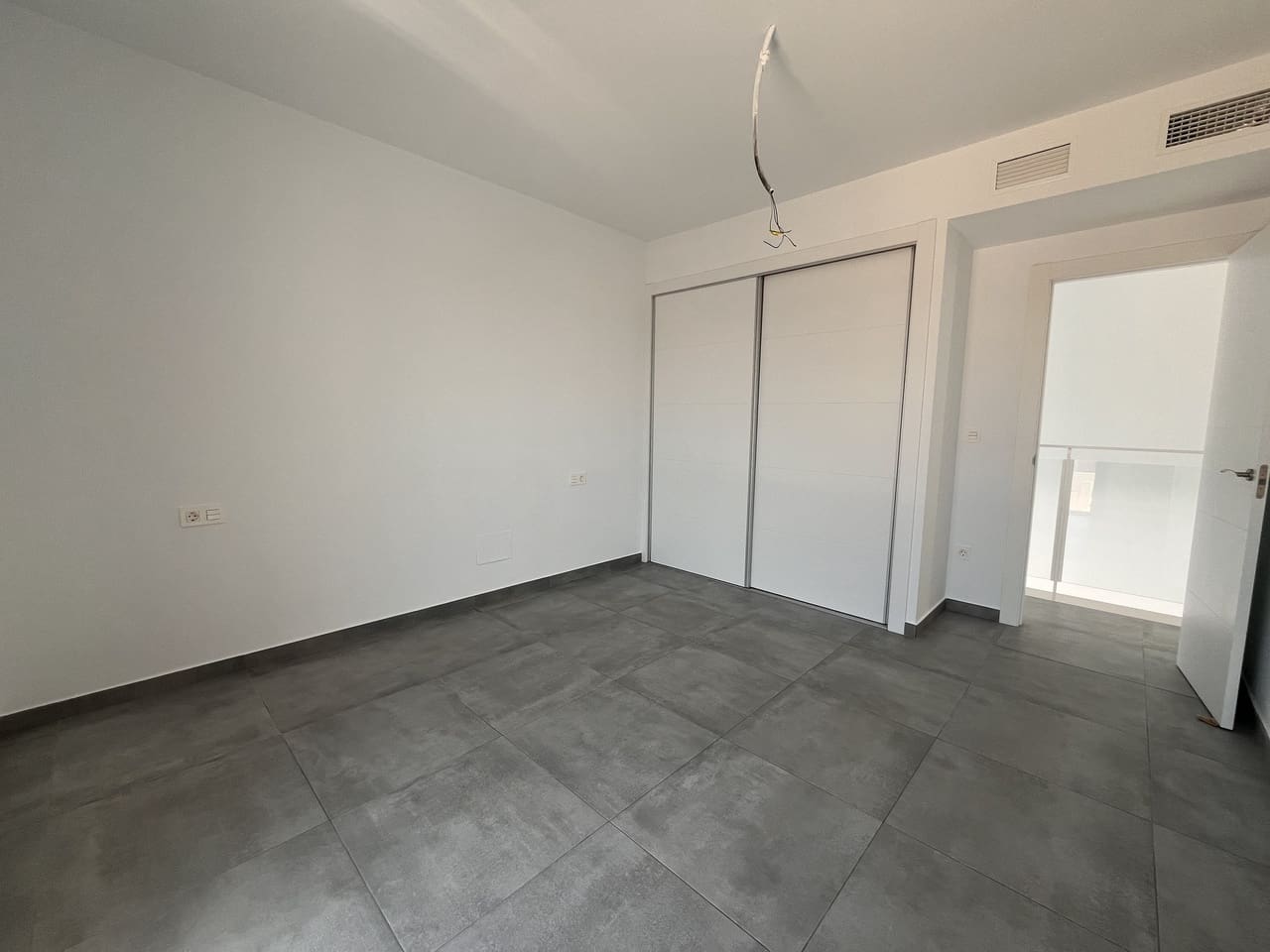 4 soveværelse Villa til salg i Gran Alacant med swimmingpool - € 615.000 (Ref: 9971467)