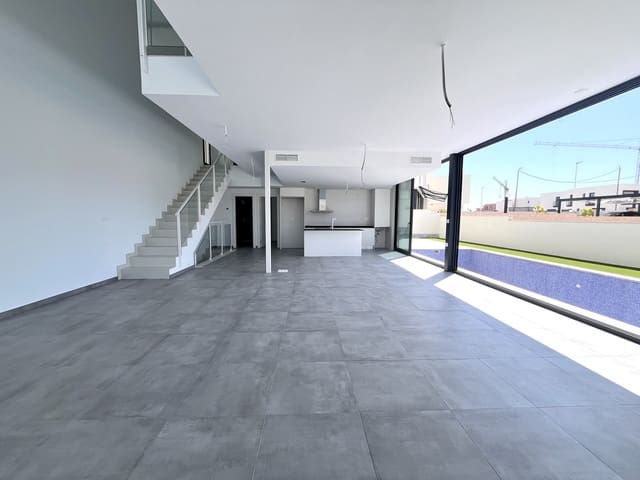 4 soveværelse Villa til salg i Gran Alacant, Santa Pola med swimmingpool - € 615.000 (Ref: 9971467)
