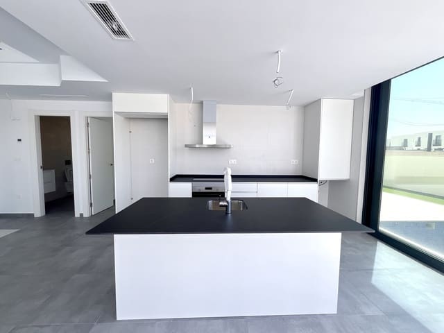 4 soveværelse Villa til salg i Gran Alacant, Santa Pola med swimmingpool - € 615.000 (Ref: 9971467)