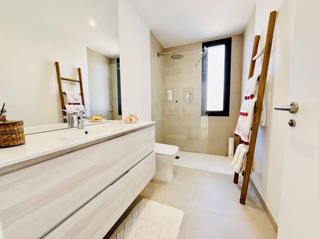 3 soveværelse Villa til salg i Mar de Cristal, Cartagena med swimmingpool - € 549.000 (Ref: 9971469)