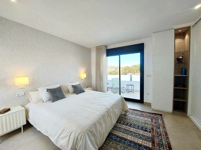 3 slaapkamer Huis te koop in San Pedro del Pinatar ciudad, San Pedro del Pinatar met zwembad - € 419.900 (Ref: 9971470)
