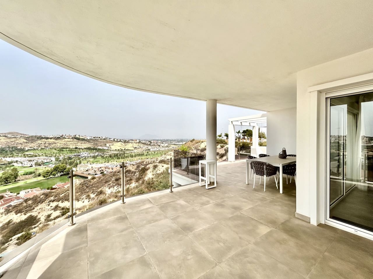 4 soveværelse Villa til salg i Ciudad Quesada med swimmingpool garage - € 925.000 (Ref: 9983977)