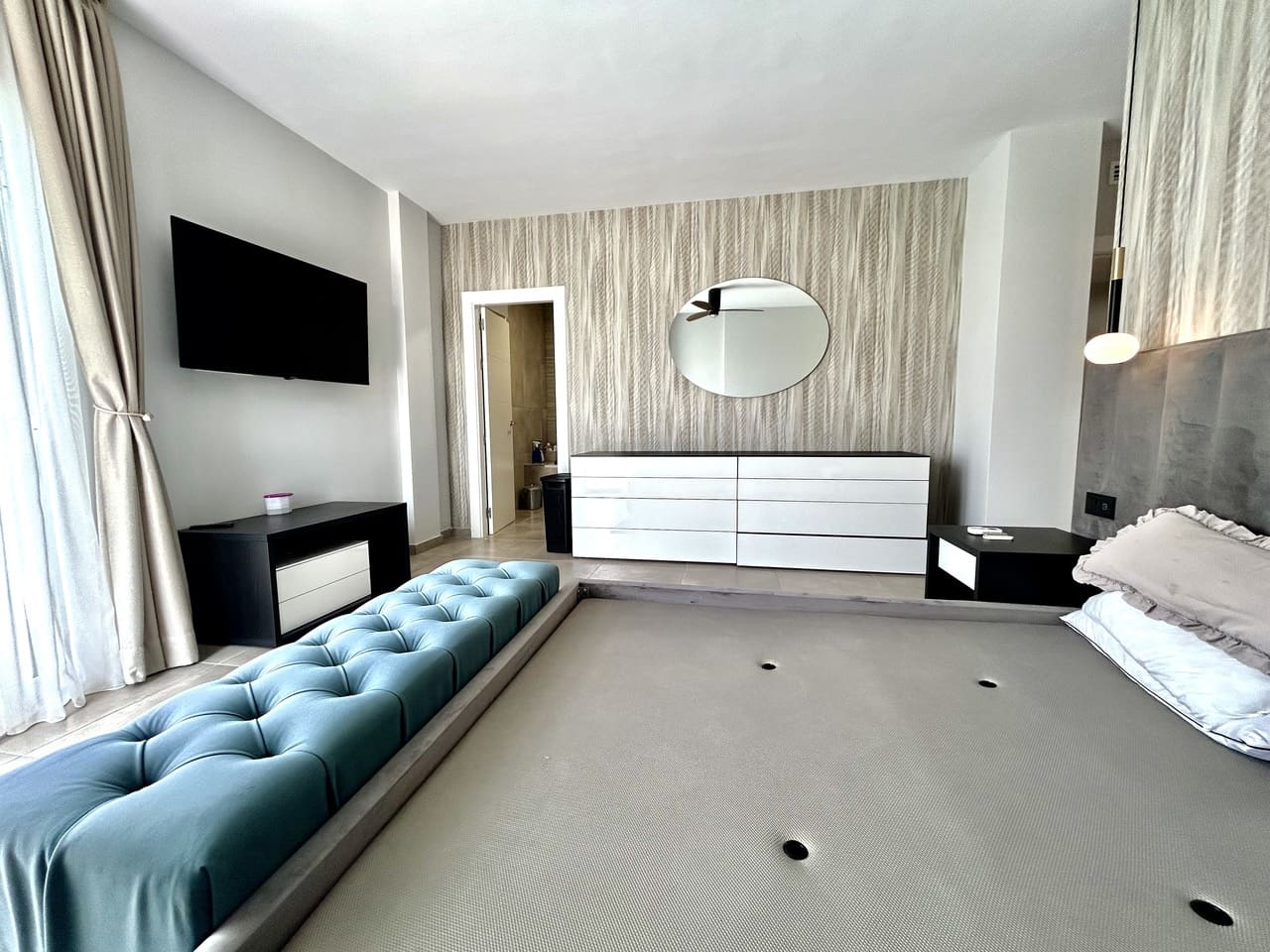 4 soveværelse Villa til salg i Ciudad Quesada med swimmingpool garage - € 925.000 (Ref: 9983977)