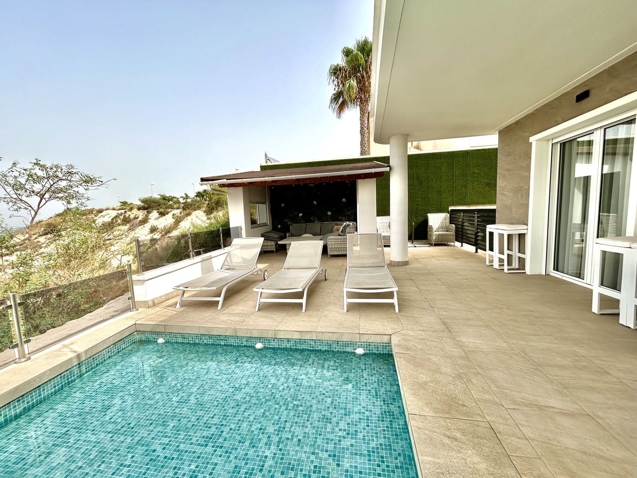 4 soveværelse Villa til salg i Ciudad Quesada med swimmingpool garage - € 925.000 (Ref: 9983977)