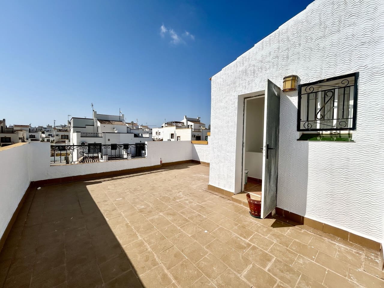 3 slaapkamer Huis te koop in Los Altos met zwembad garage - € 209.000 (Ref: 9987297)
