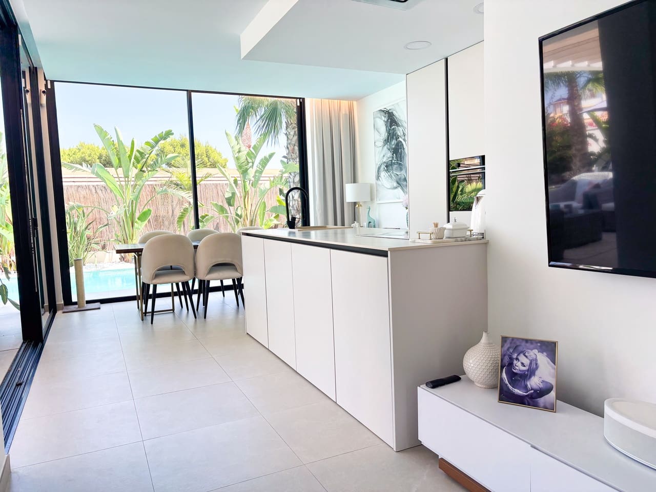 3 makuuhuone Huvila myytävänä paikassa Cabo Roig mukana uima-altaan - 749 000 € (Ref: 9989820)