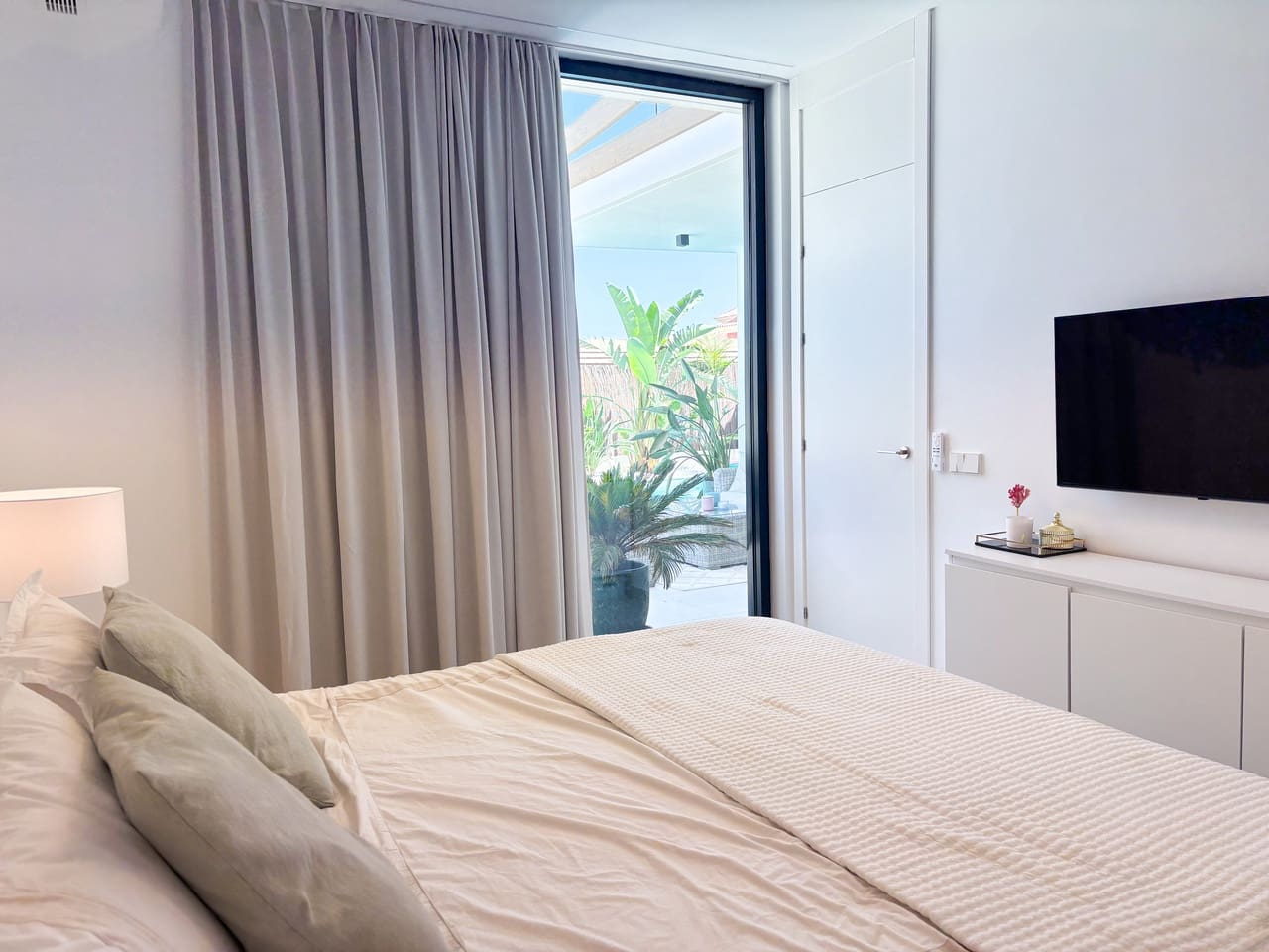 3 makuuhuone Huvila myytävänä paikassa Cabo Roig mukana uima-altaan - 749 000 € (Ref: 9989820)