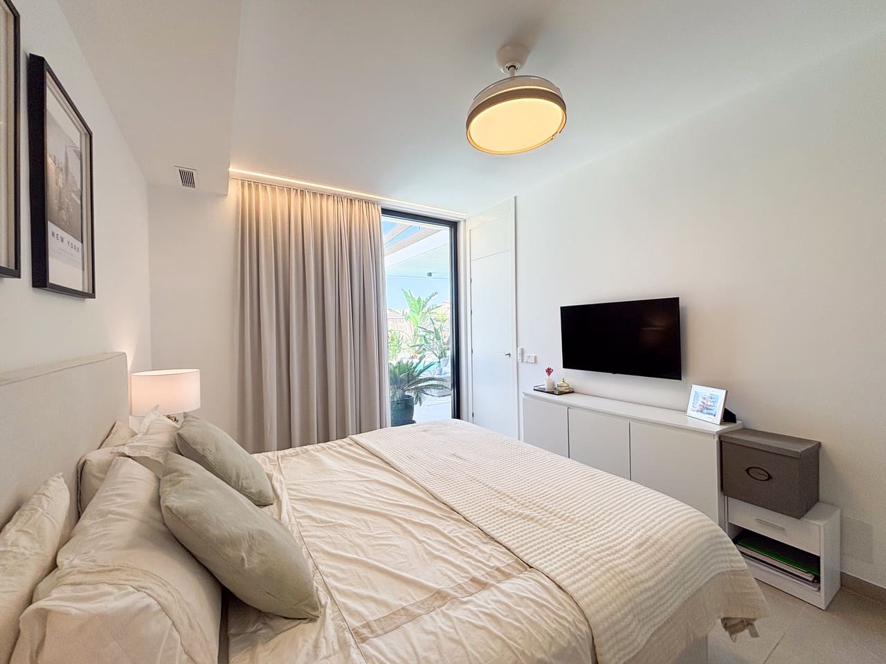 3 makuuhuone Huvila myytävänä paikassa Cabo Roig mukana uima-altaan - 749 000 € (Ref: 9989820)