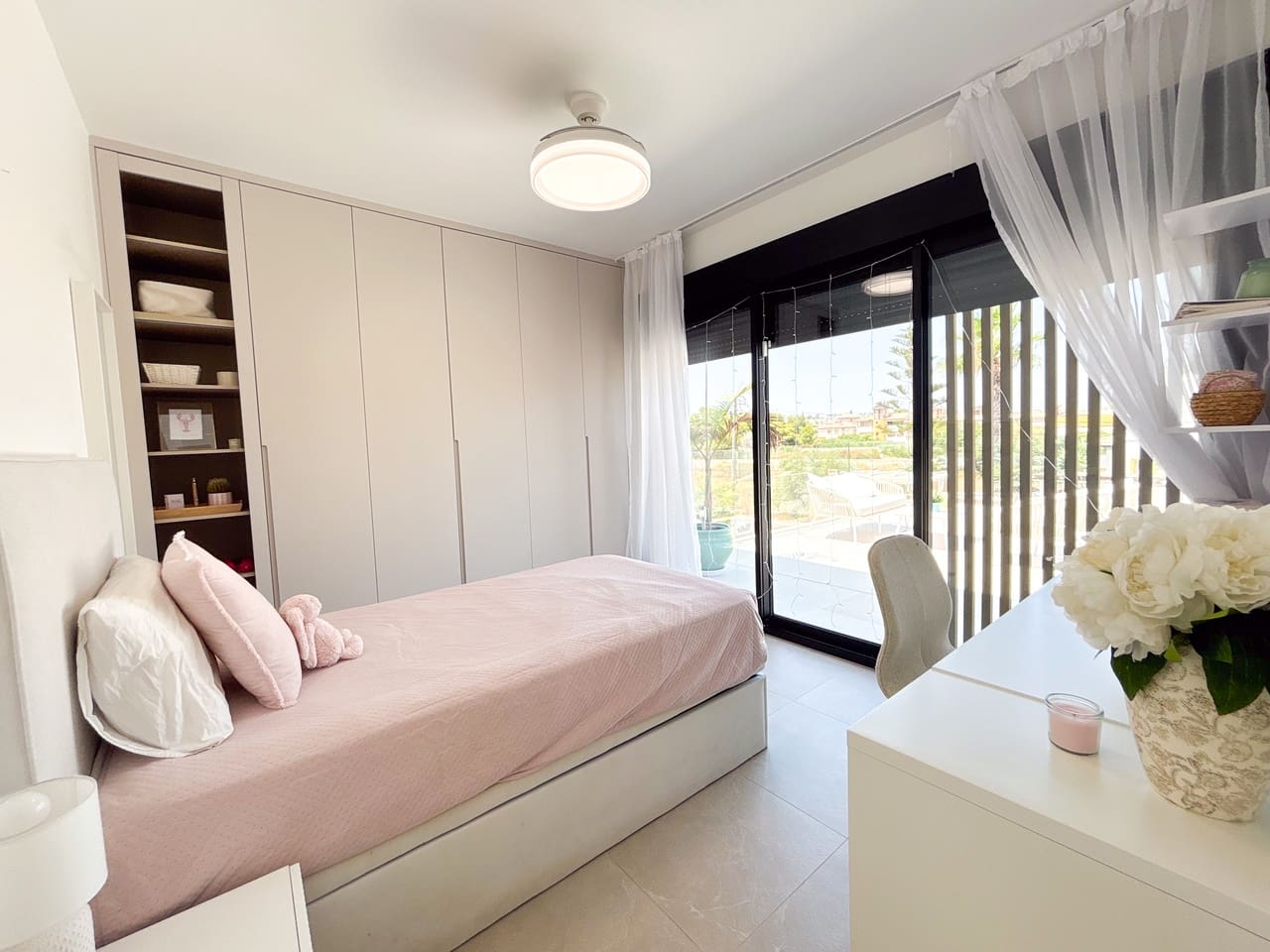 3 makuuhuone Huvila myytävänä paikassa Cabo Roig mukana uima-altaan - 749 000 € (Ref: 9989820)