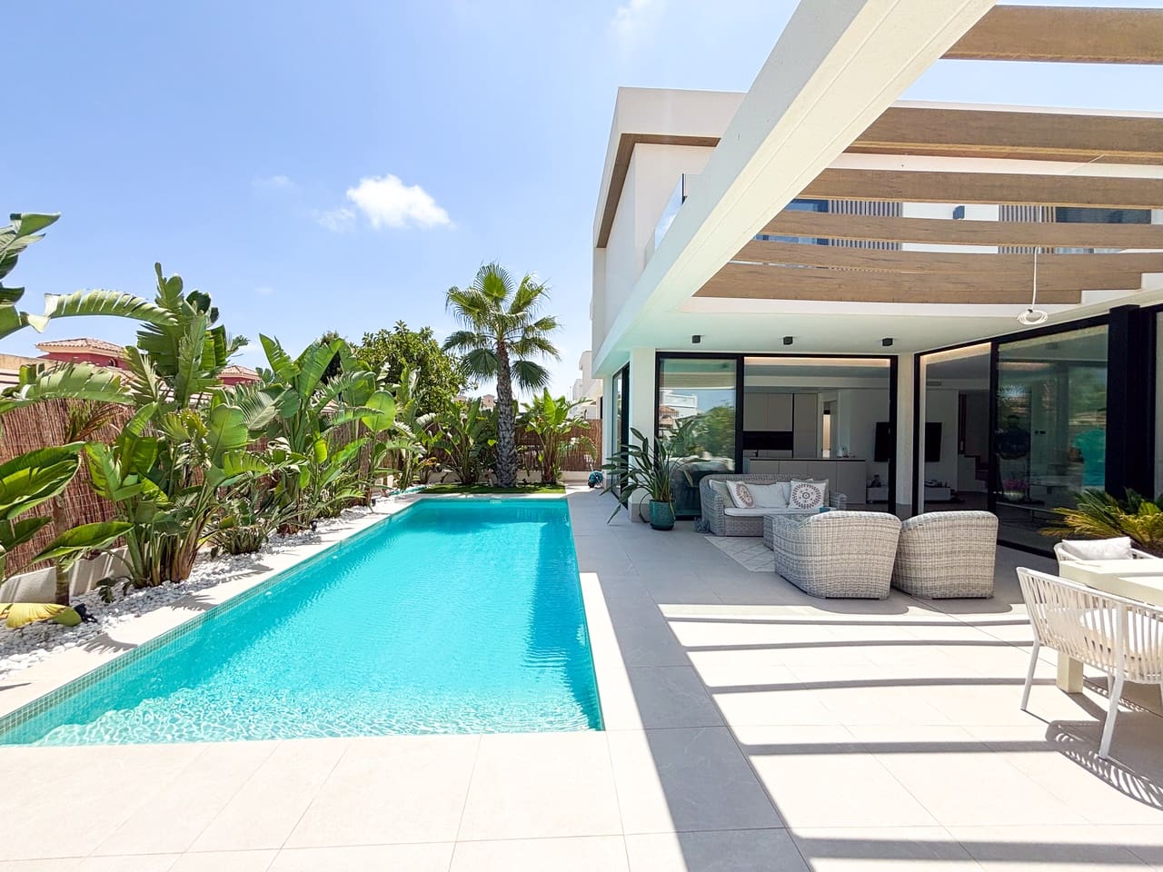3 makuuhuone Huvila myytävänä paikassa Cabo Roig mukana uima-altaan - 749 000 € (Ref: 9989820)