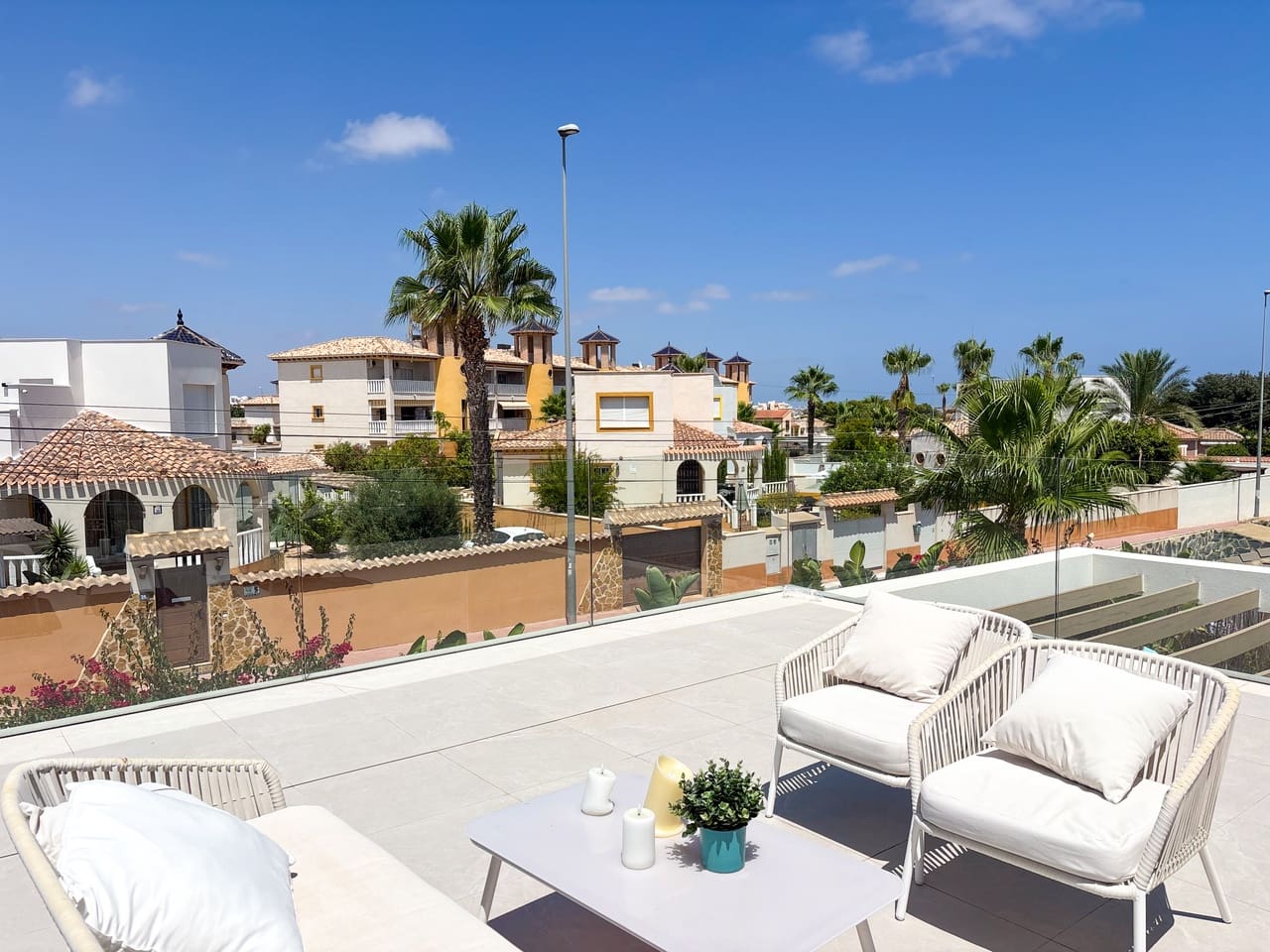 3 makuuhuone Huvila myytävänä paikassa Cabo Roig mukana uima-altaan - 749 000 € (Ref: 9989820)