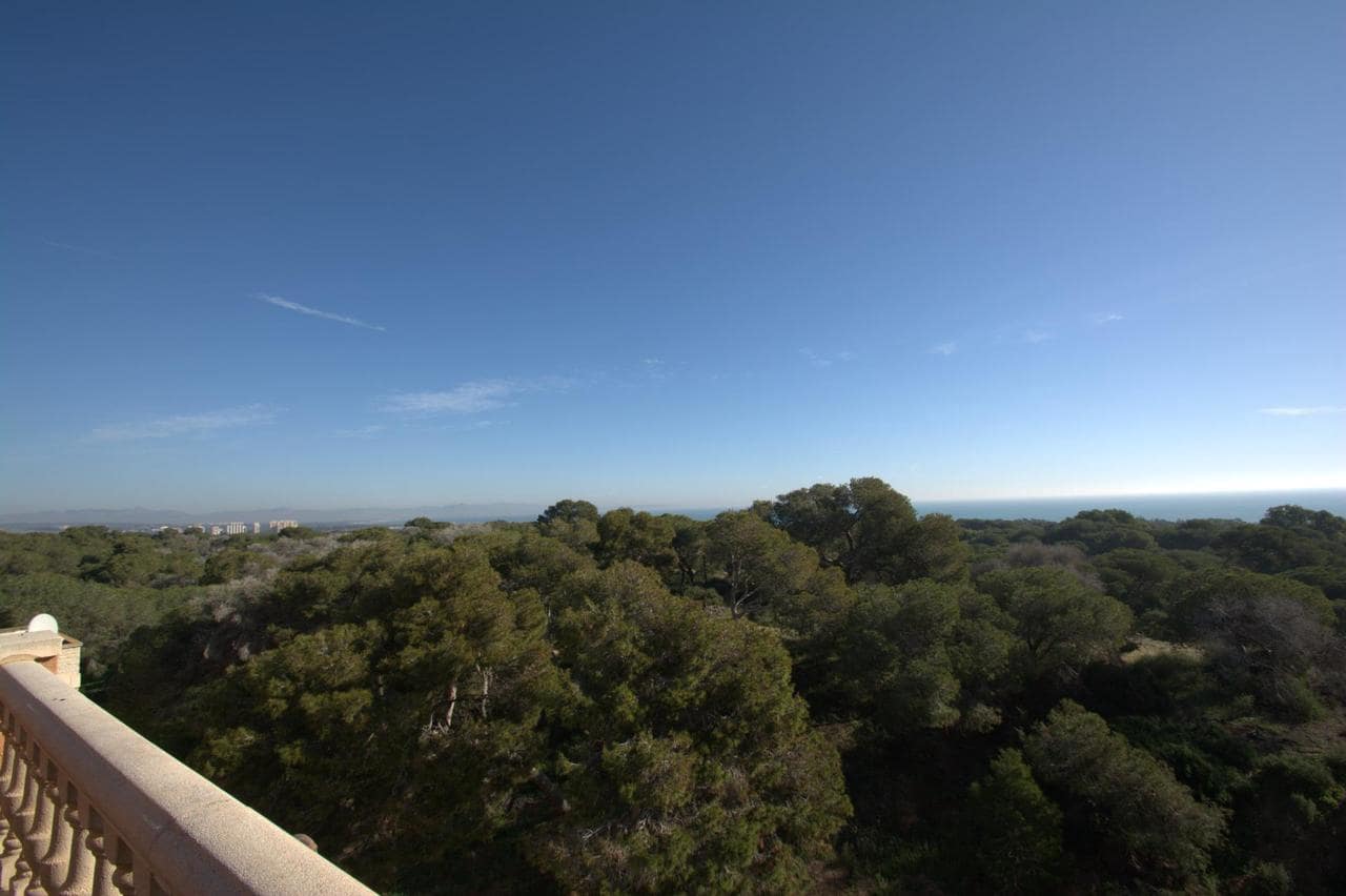 3 quarto Apartamento para venda em Guardamar del Segura com piscina garagem - 445 000 € (Ref: 9999364)