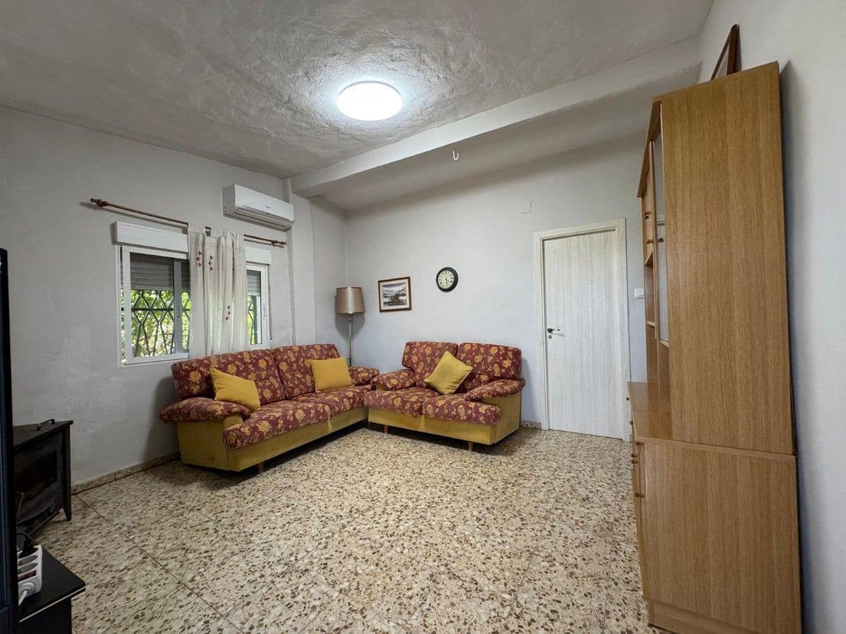 3 chambre Villa/Maison à vendre à Turis avec piscine garage - 175 000 € (Ref: 10002452)