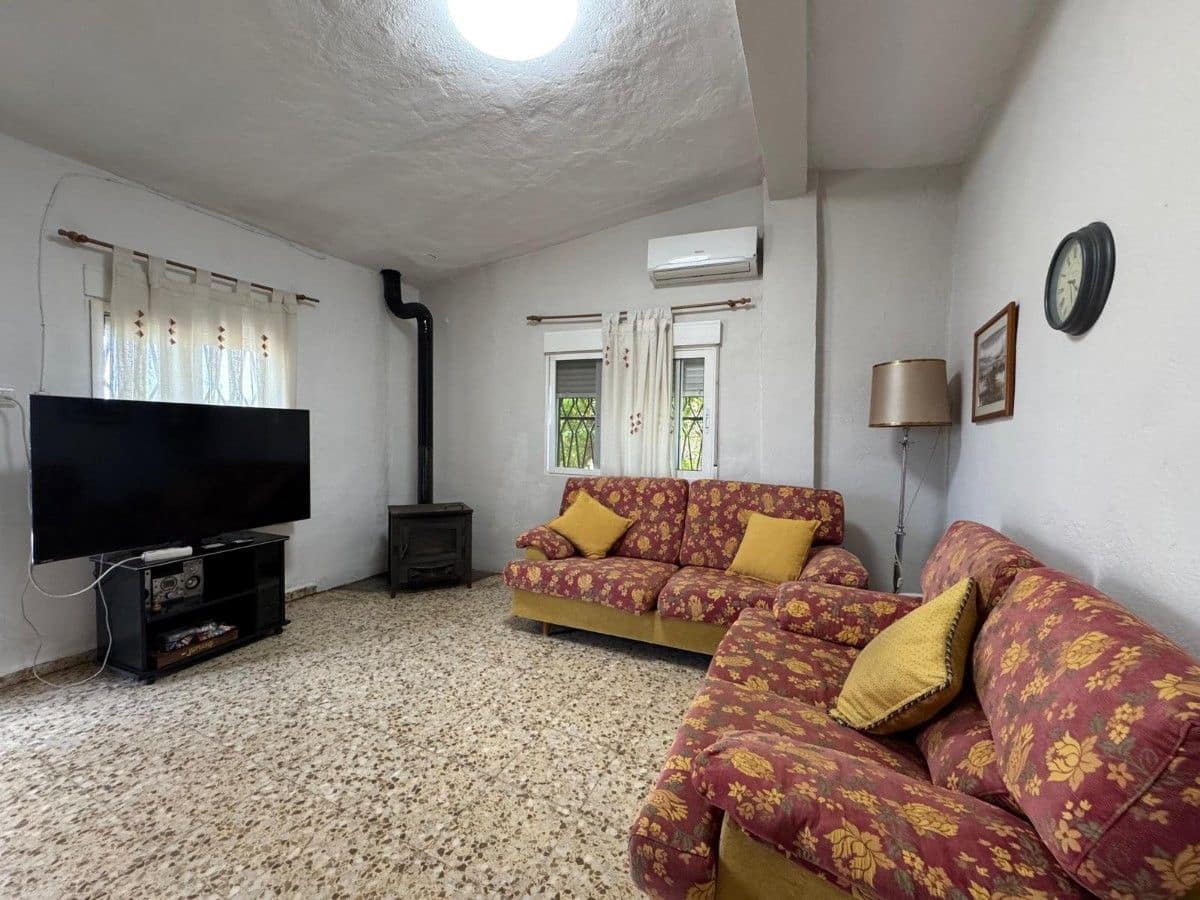 3 chambre Villa/Maison à vendre à Turis avec piscine garage - 175 000 € (Ref: 10002452)