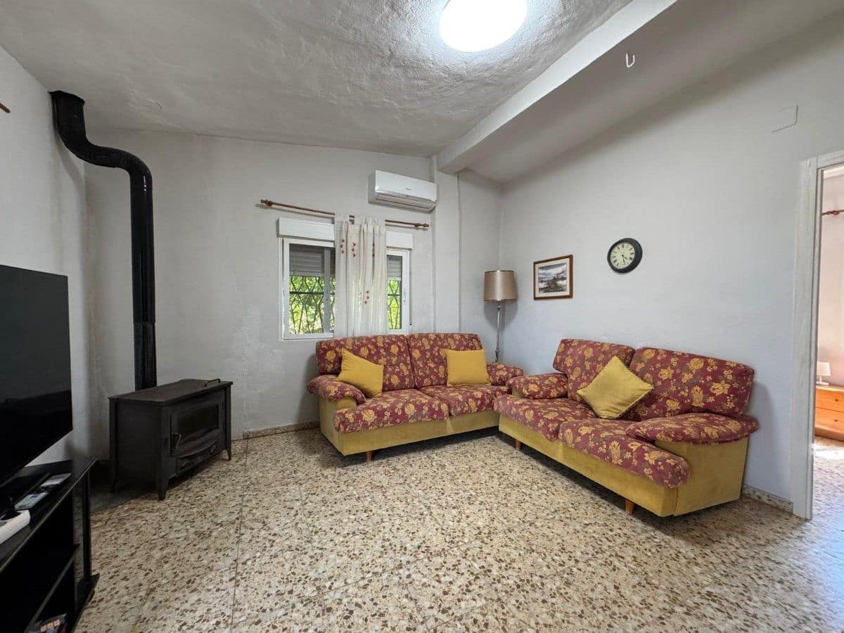 3 chambre Villa/Maison à vendre à Turis avec piscine garage - 175 000 € (Ref: 10002452)