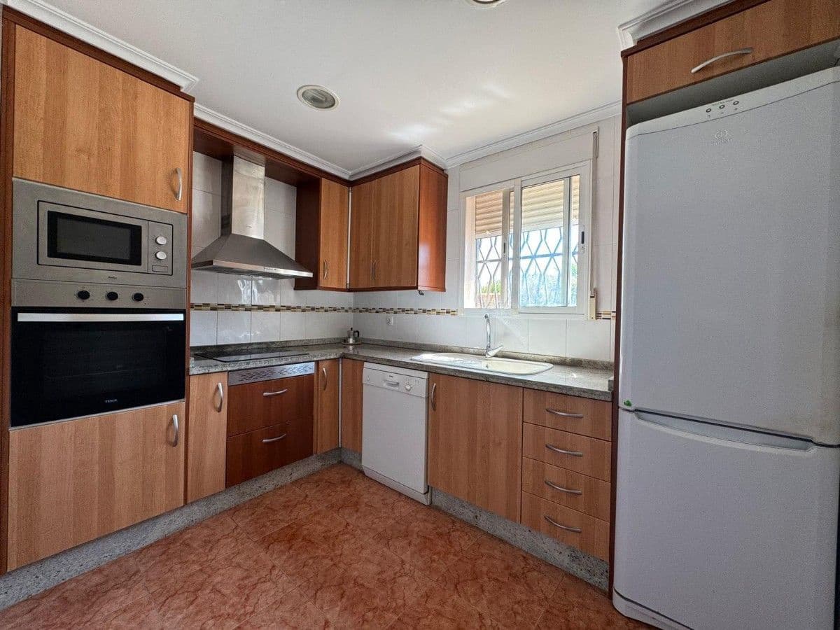 3 chambre Villa/Maison à vendre à Turis avec piscine garage - 175 000 € (Ref: 10002452)
