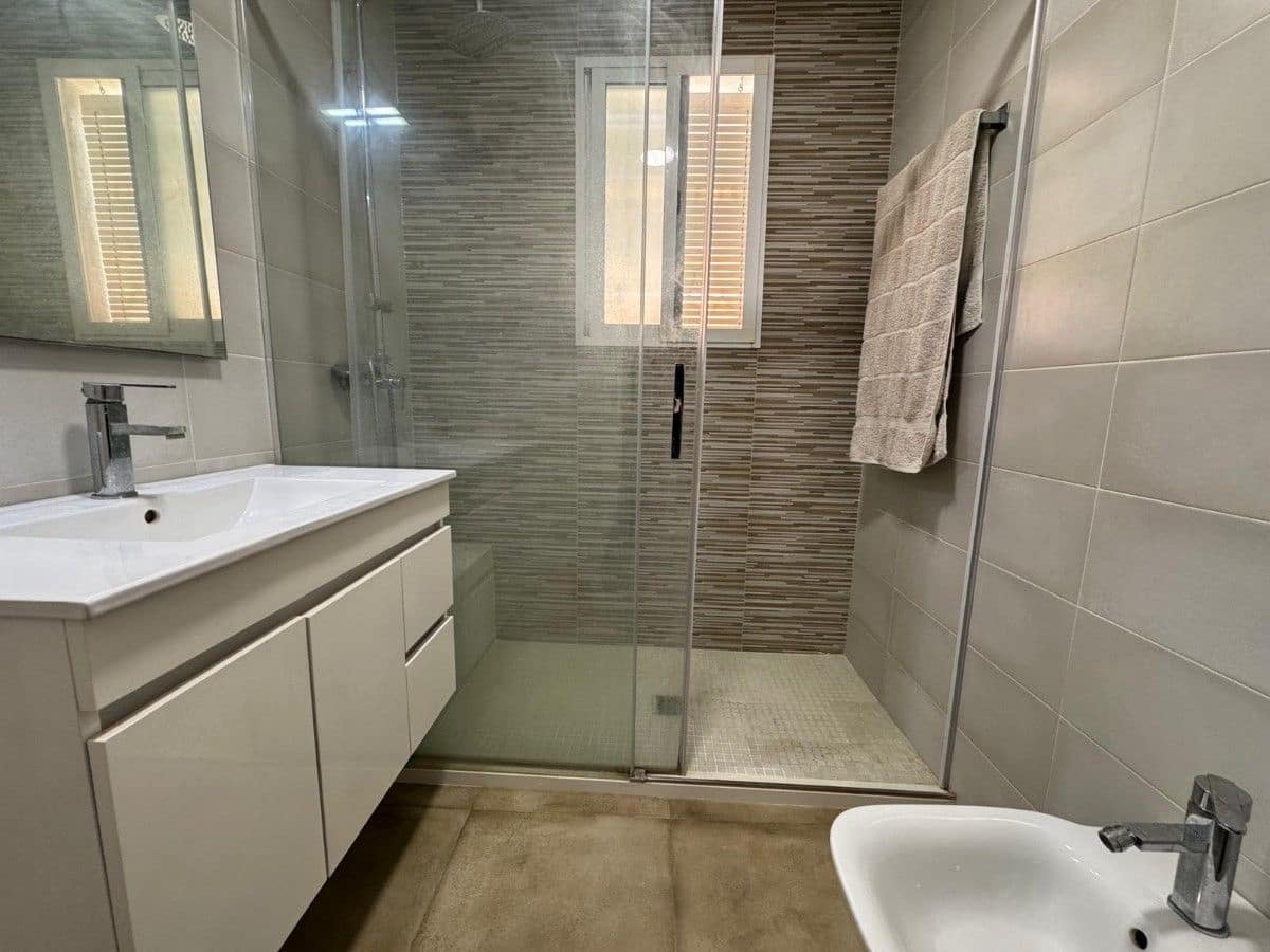 3 chambre Villa/Maison à vendre à Turis avec piscine garage - 175 000 € (Ref: 10002452)