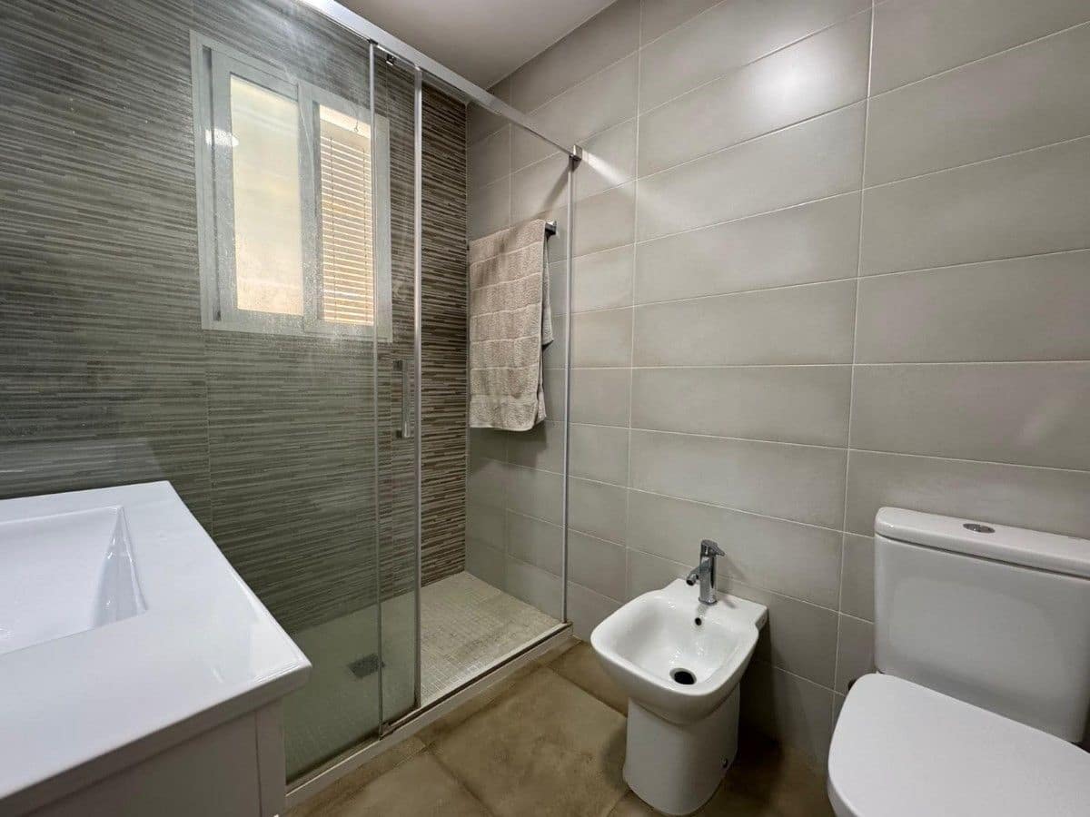 3 chambre Villa/Maison à vendre à Turis avec piscine garage - 175 000 € (Ref: 10002452)