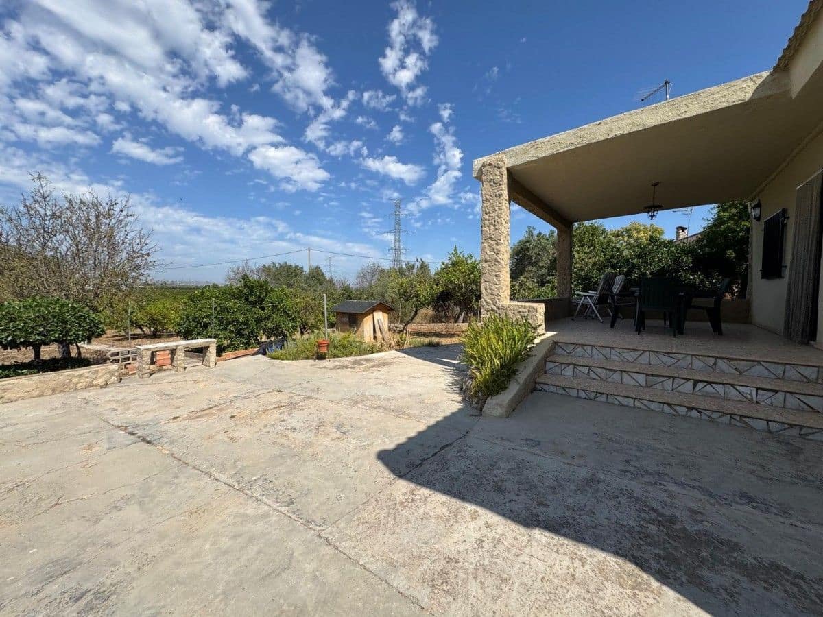3 chambre Villa/Maison à vendre à Turis avec piscine garage - 175 000 € (Ref: 10002452)