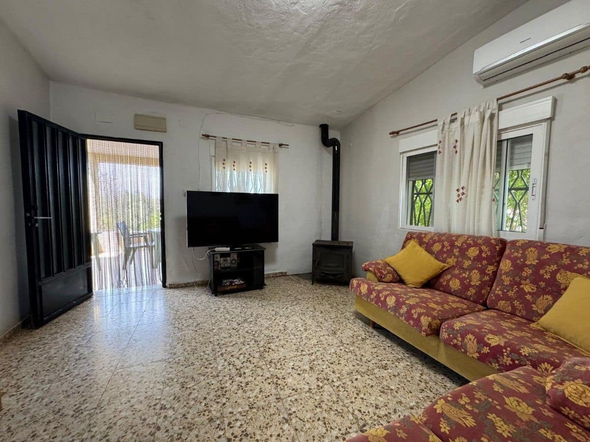 3 chambre Villa/Maison à vendre à Turis avec piscine garage - 175 000 € (Ref: 10002452)