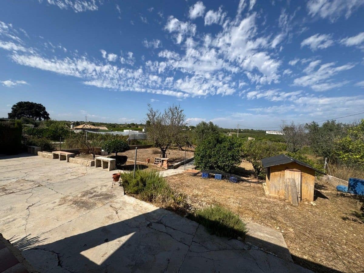 3 chambre Villa/Maison à vendre à Turis avec piscine garage - 175 000 € (Ref: 10002452)