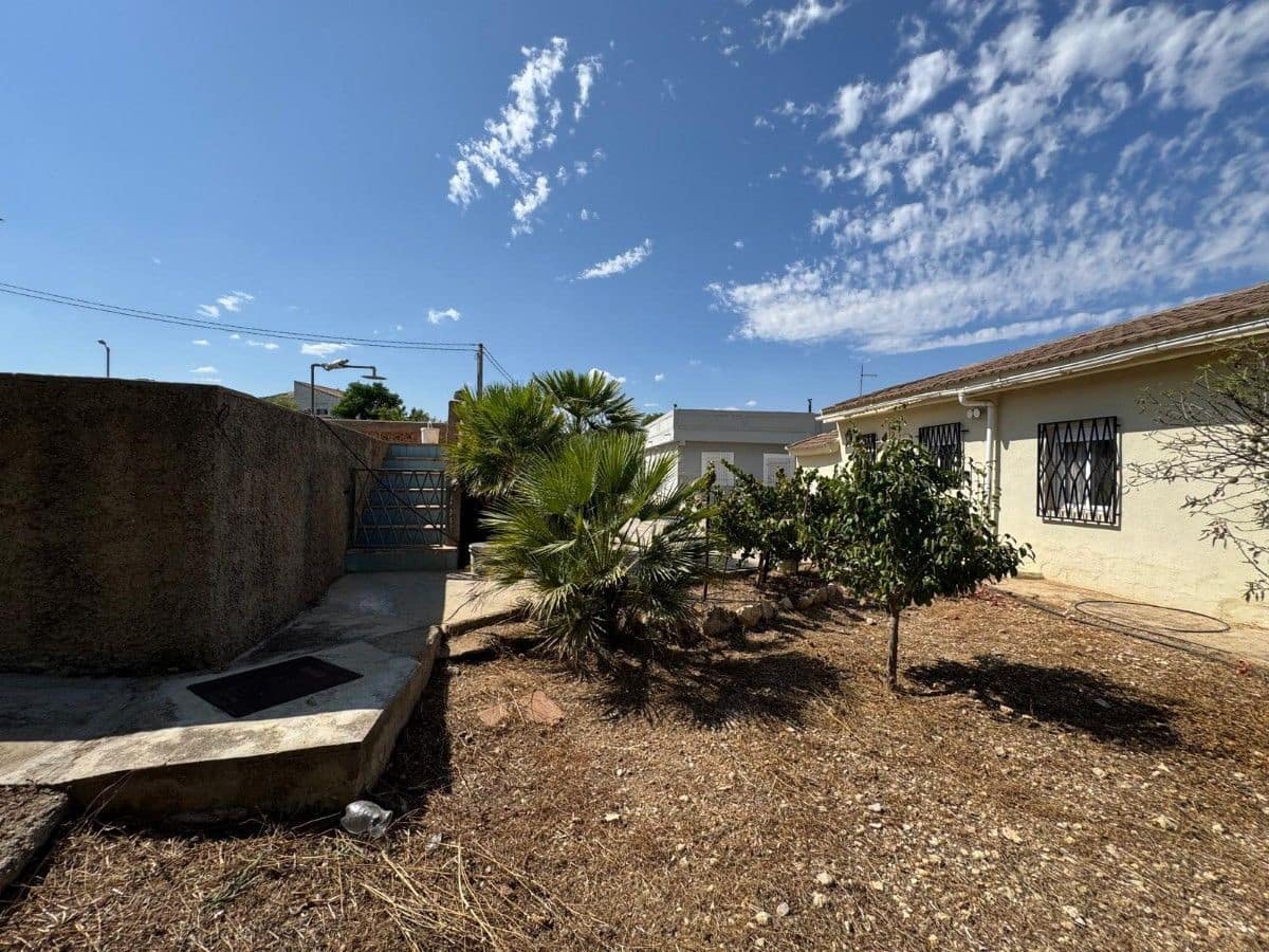 3 chambre Villa/Maison à vendre à Turis avec piscine garage - 175 000 € (Ref: 10002452)