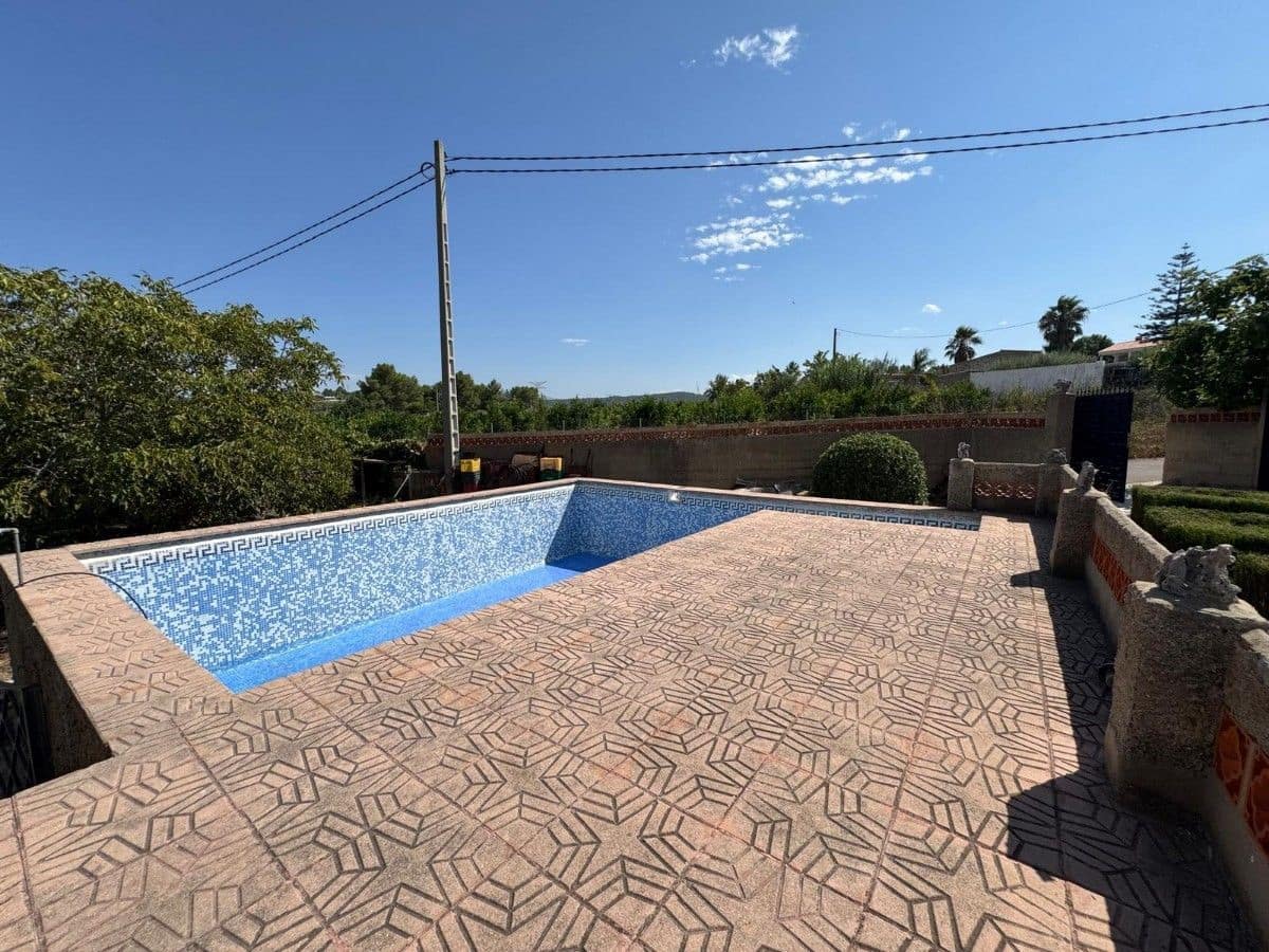 3 chambre Villa/Maison à vendre à Turis avec piscine garage - 175 000 € (Ref: 10002452)